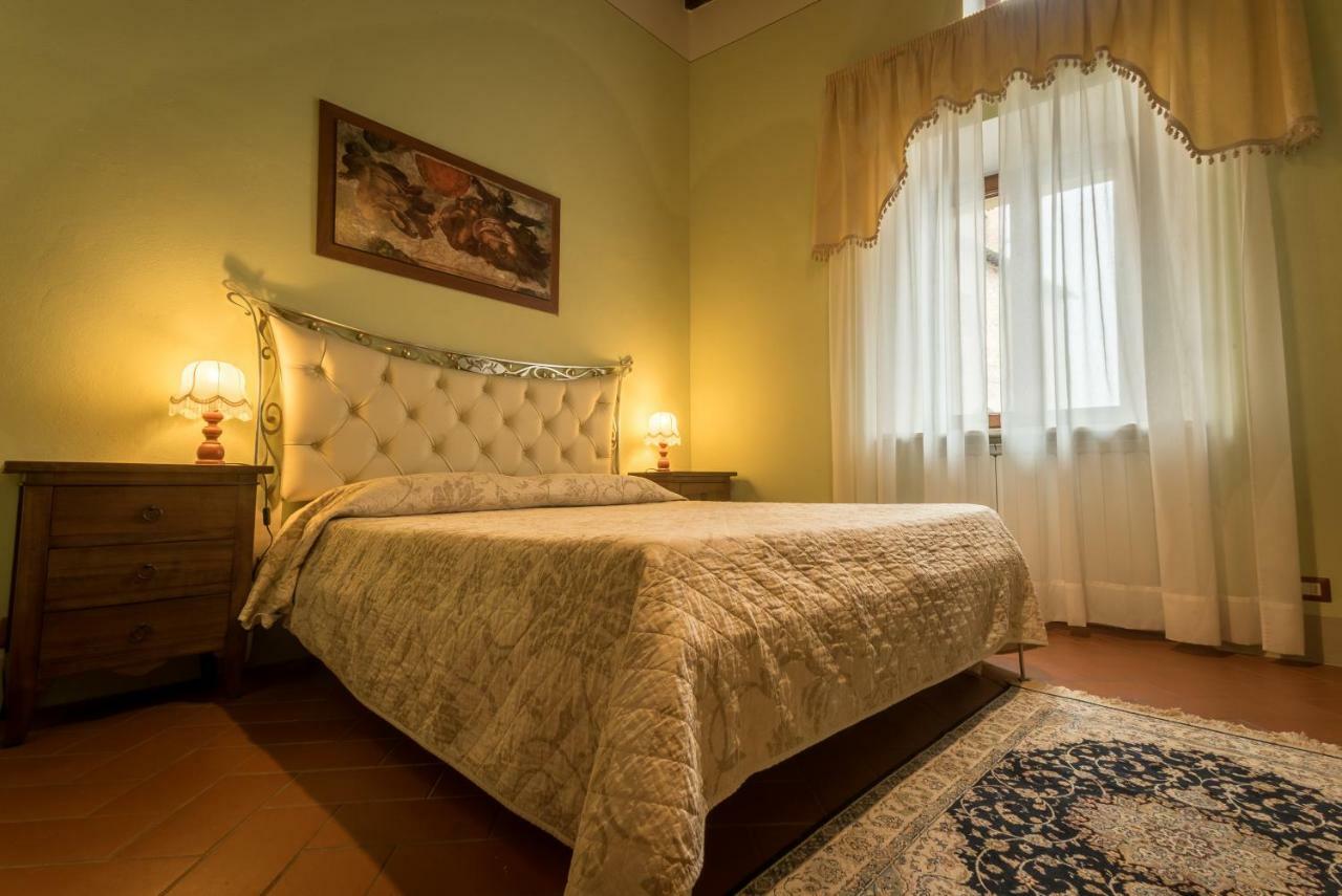 Luxury Apartment Piazza Grande มอนติปุลเชียโน ภายนอก รูปภาพ