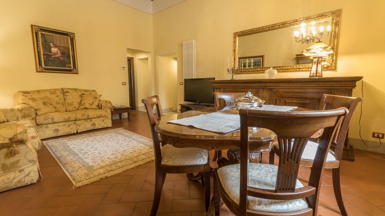Luxury Apartment Piazza Grande มอนติปุลเชียโน ภายนอก รูปภาพ